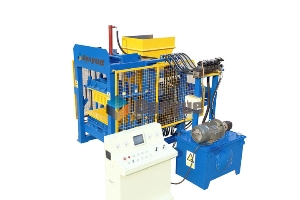 QT4-15型透水砖机